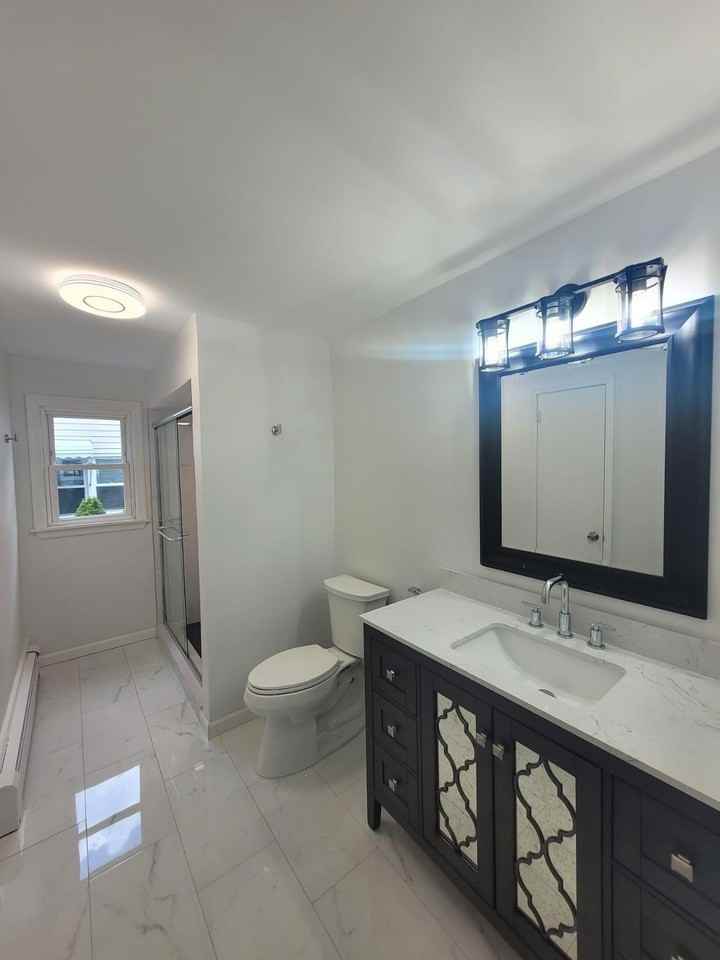 360 New York Ave #1stFL - Photo 4 of 14