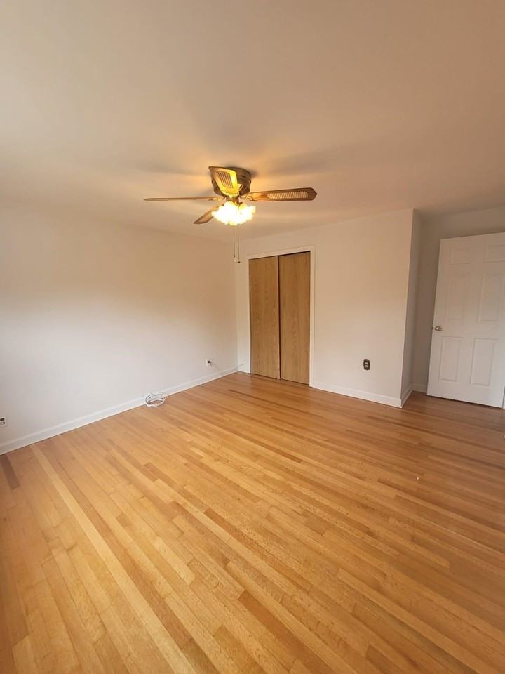 360 New York Ave #1stFL - Photo 7 of 14