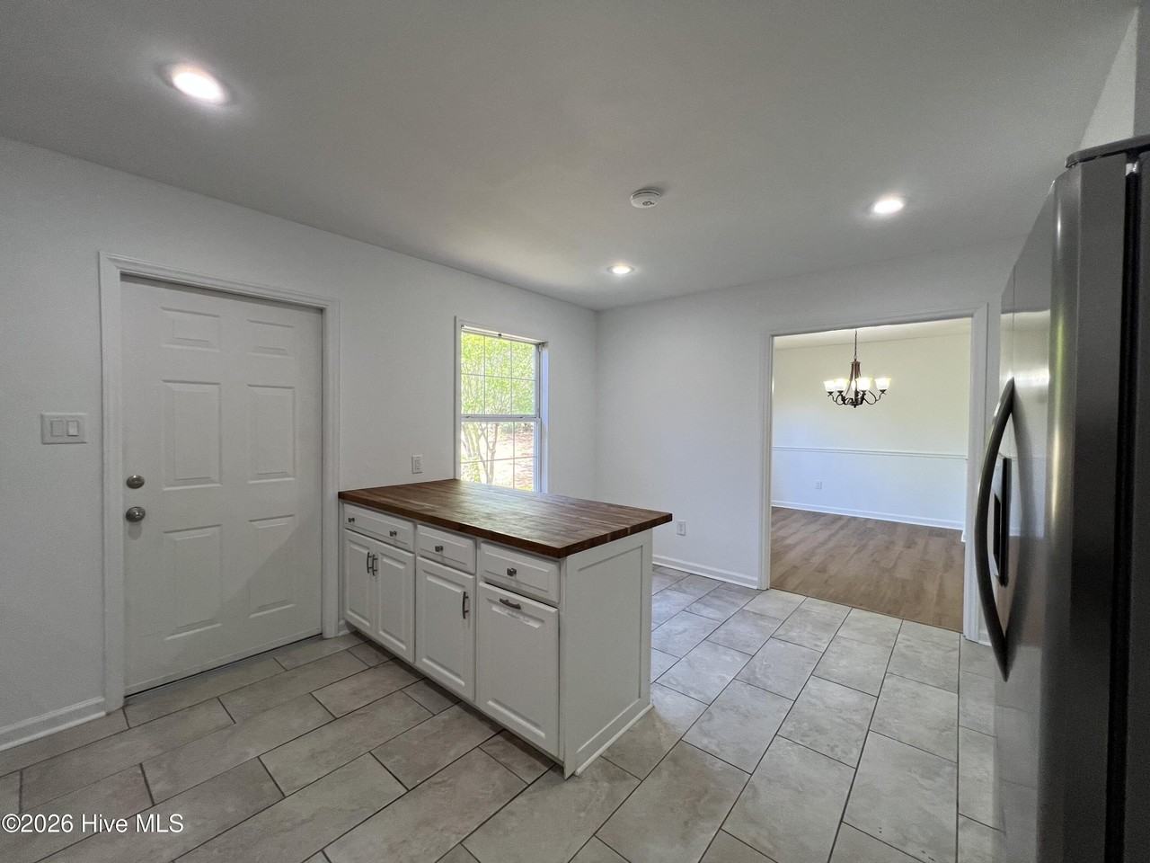 10 Beryl Cir - Photo 7 of 37