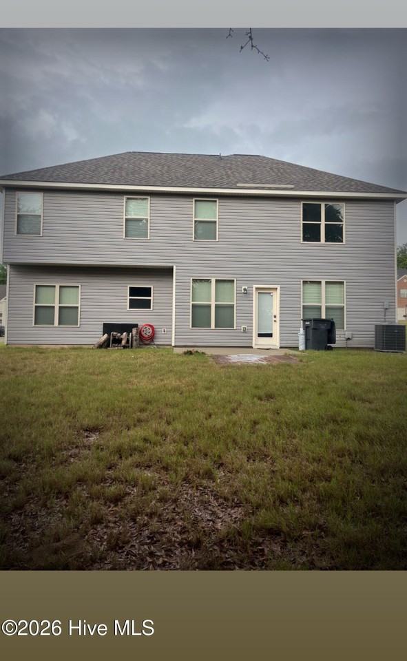1233 Paramount Ct - Photo 2 of 4