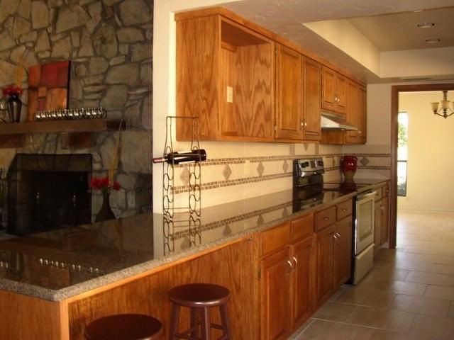 203 Coronado Dr - Photo 4 of 10