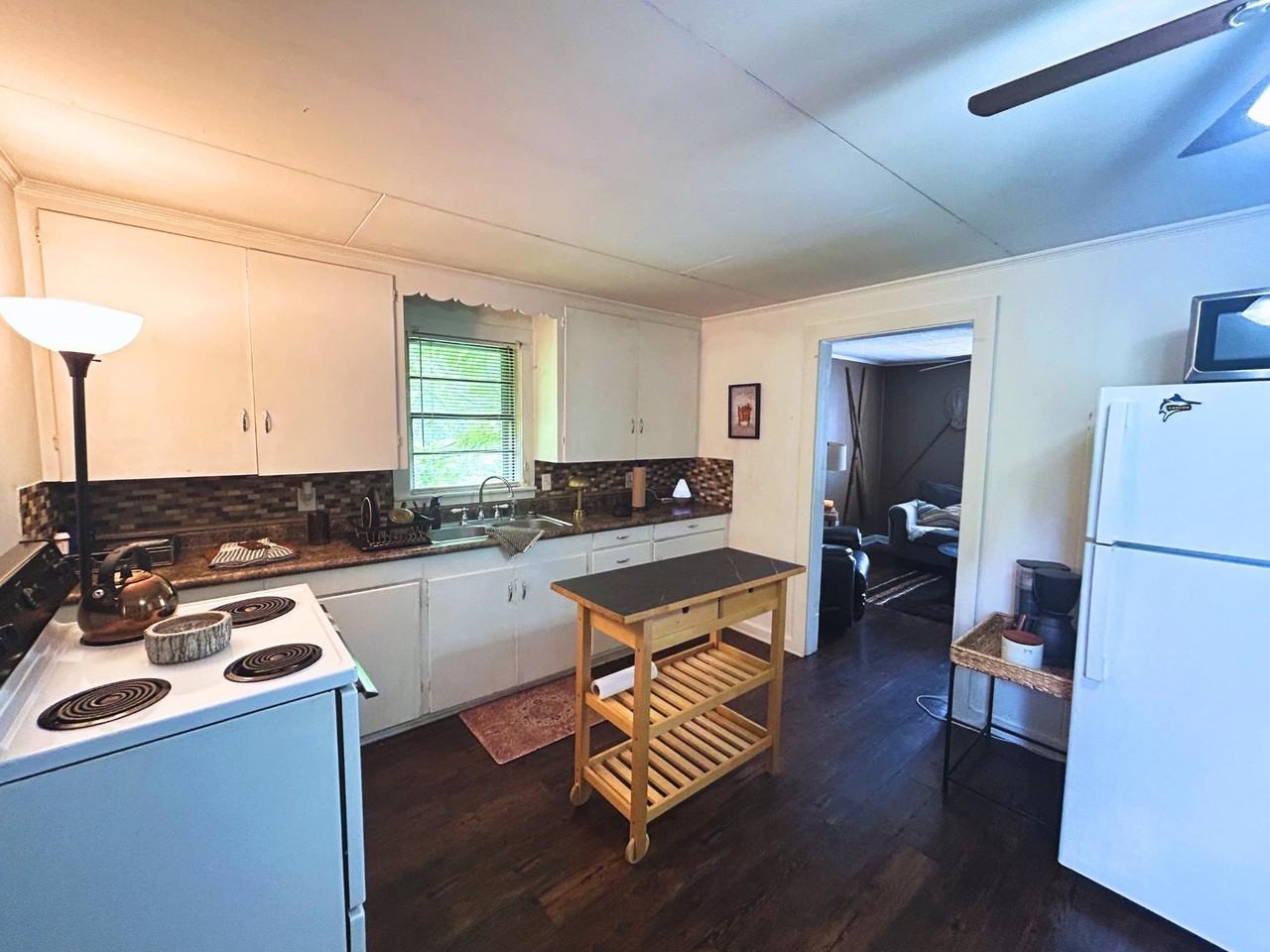 809 Harris St - Photo 5 of 6