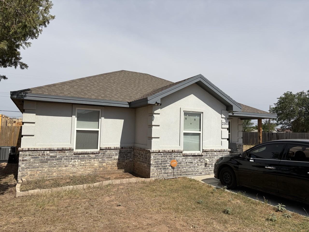 2303 Elm Ave - Photo 2 of 16