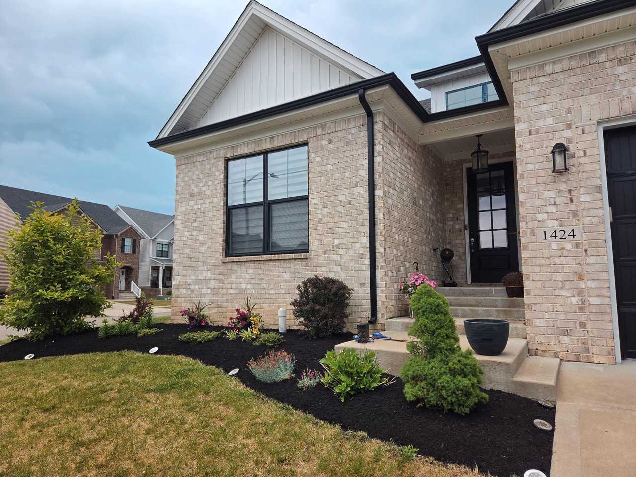 1424 Maybank Park - Photo 2 of 20