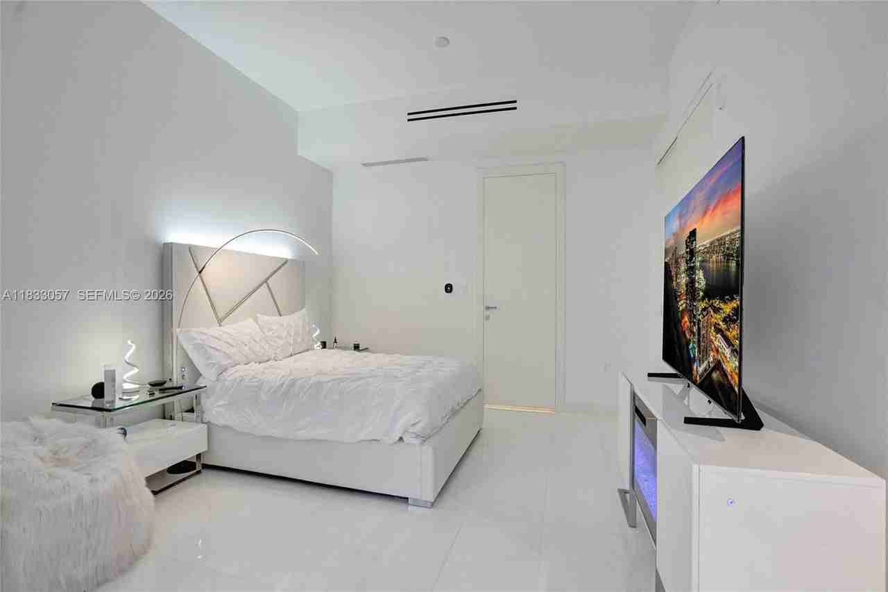 300 Biscayne Boulevard Way #505C - Photo 6 of 50