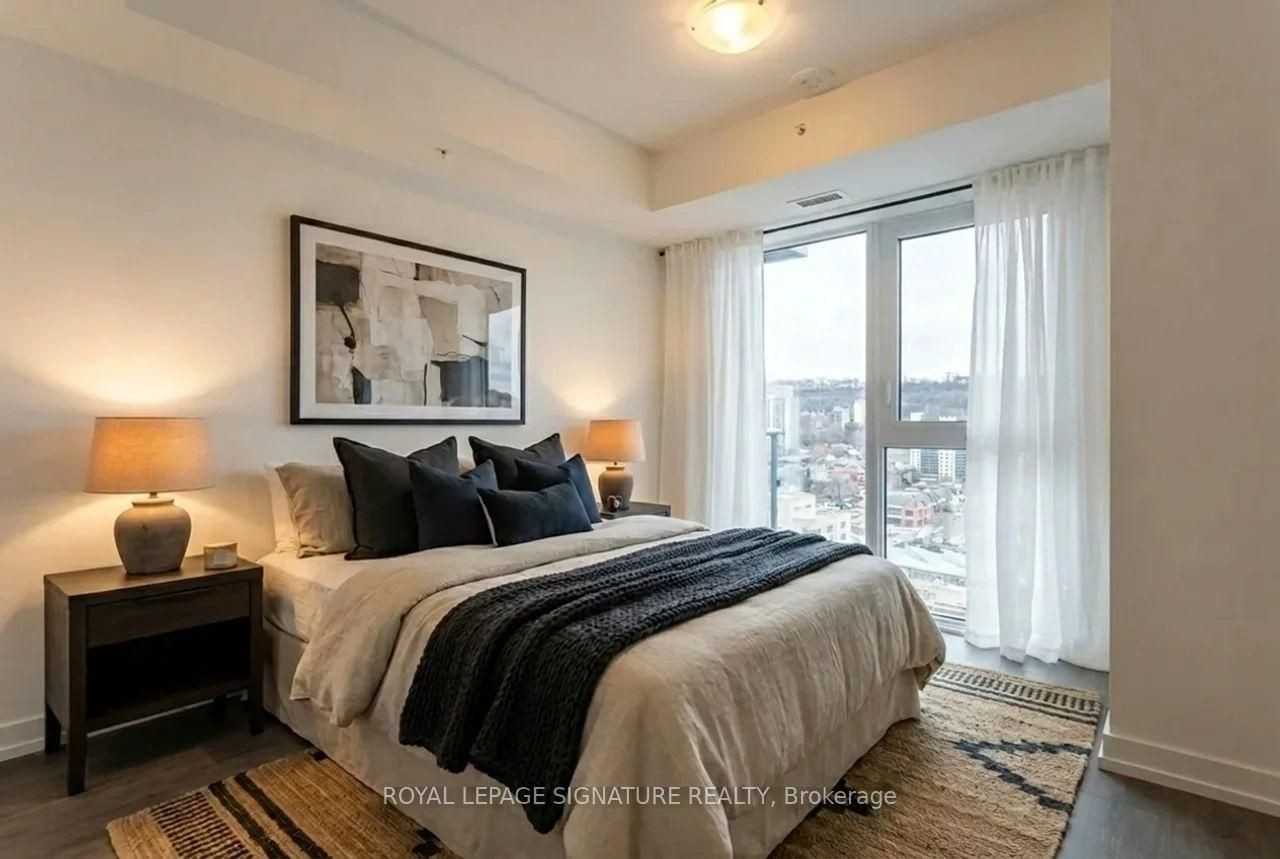 75 James Street South #1421 - Photo 3 of 8