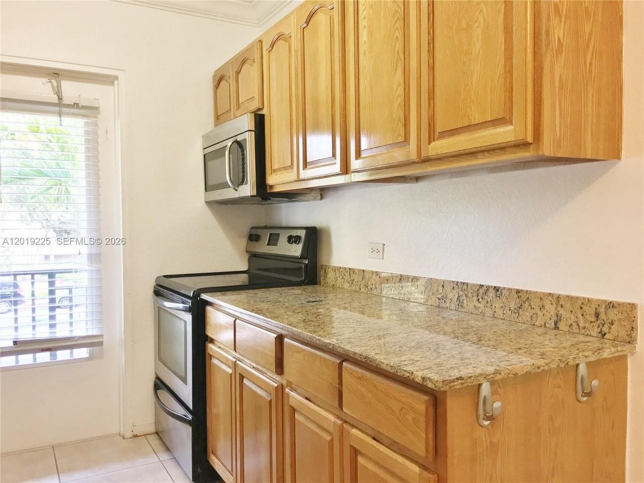 95 Edgewater Dr #207 - Photo 5 of 23