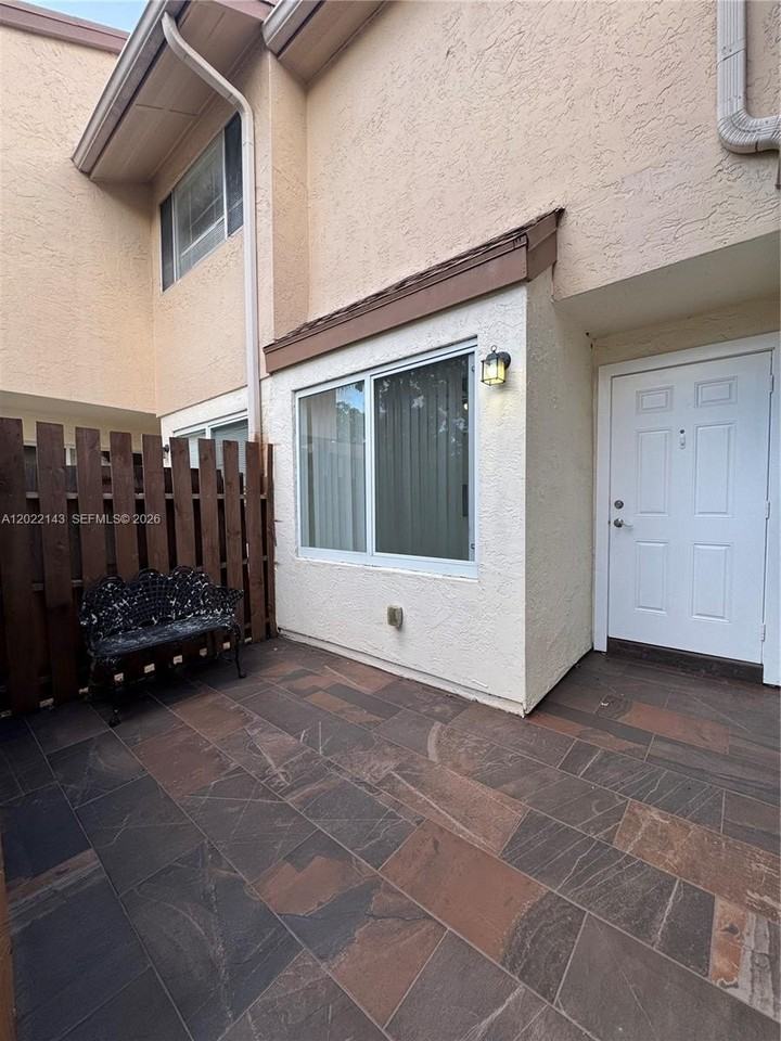 8231 Nw 8th Pl #3 - Photo 3 of 31