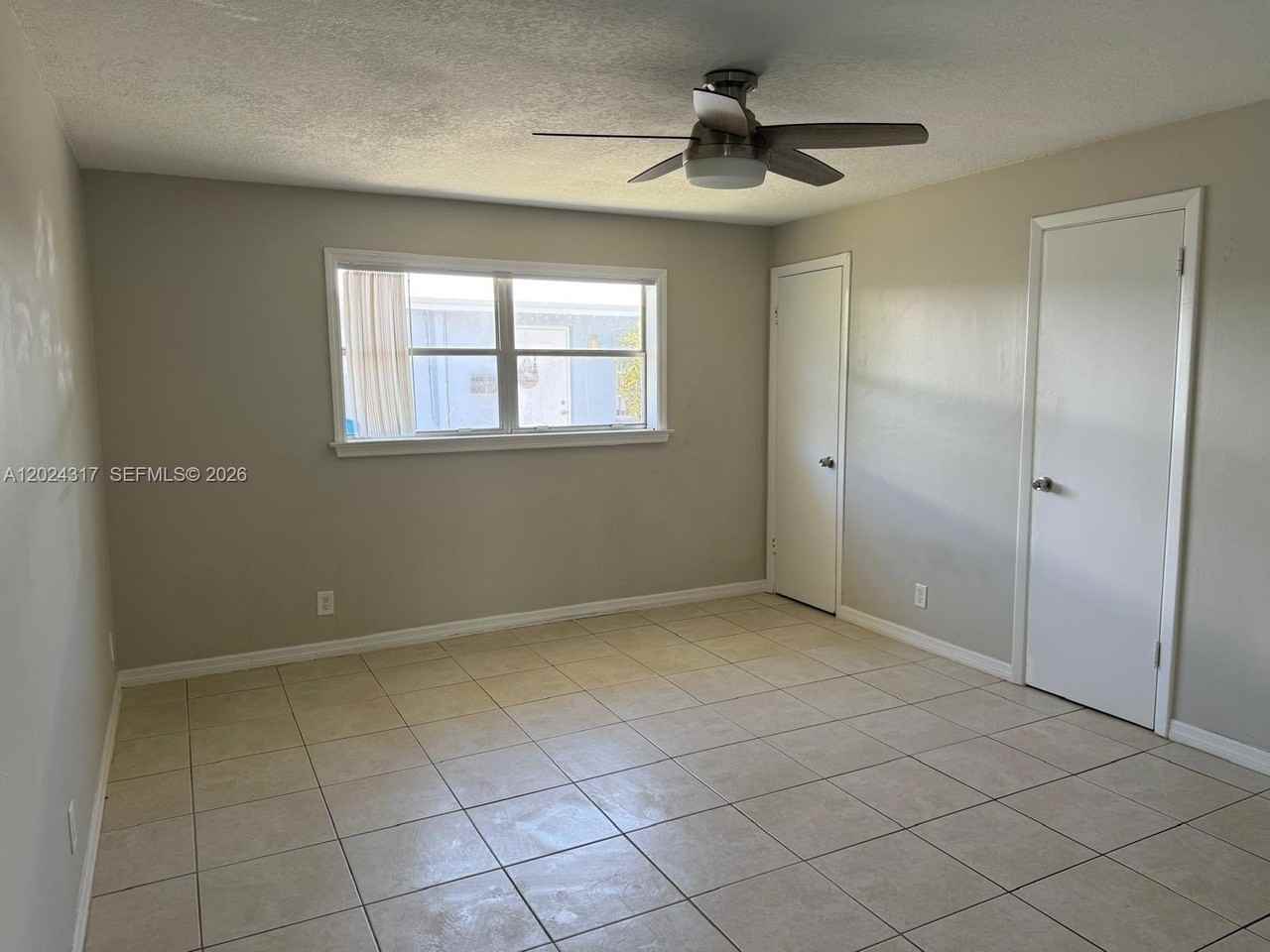 588 Holly Dr #B - Photo 7 of 11
