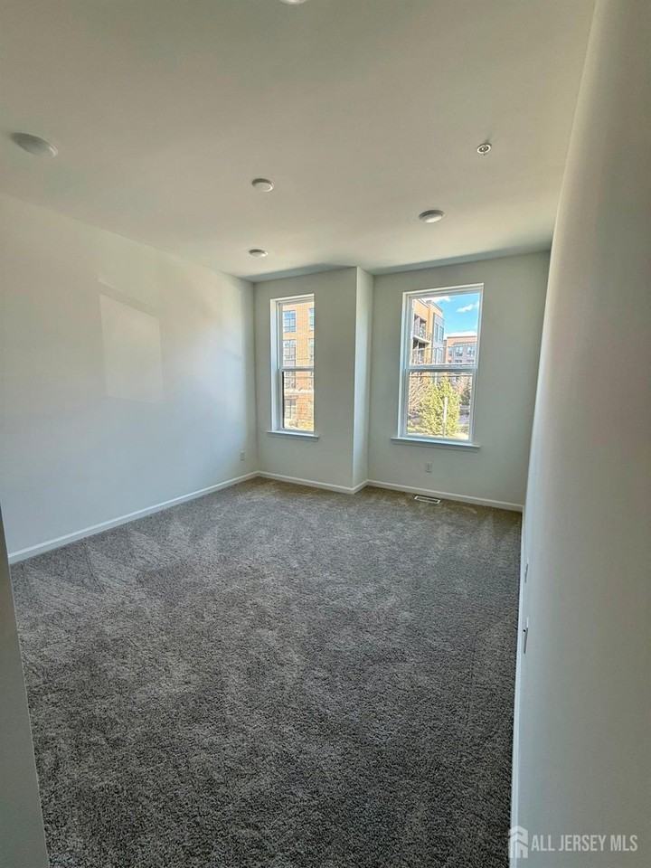 Willis Rd #405 - Photo 5 of 18