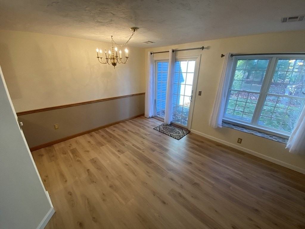 501 Ridgefield Cir #B - Photo 6 of 17