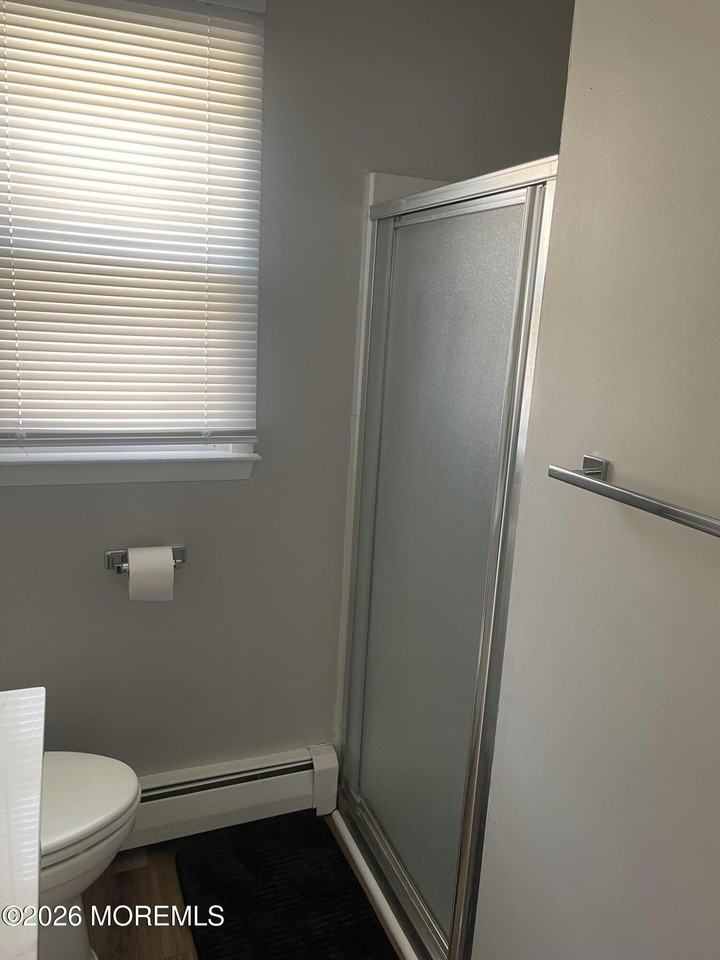 127 Hancock Ave - Photo 6 of 17