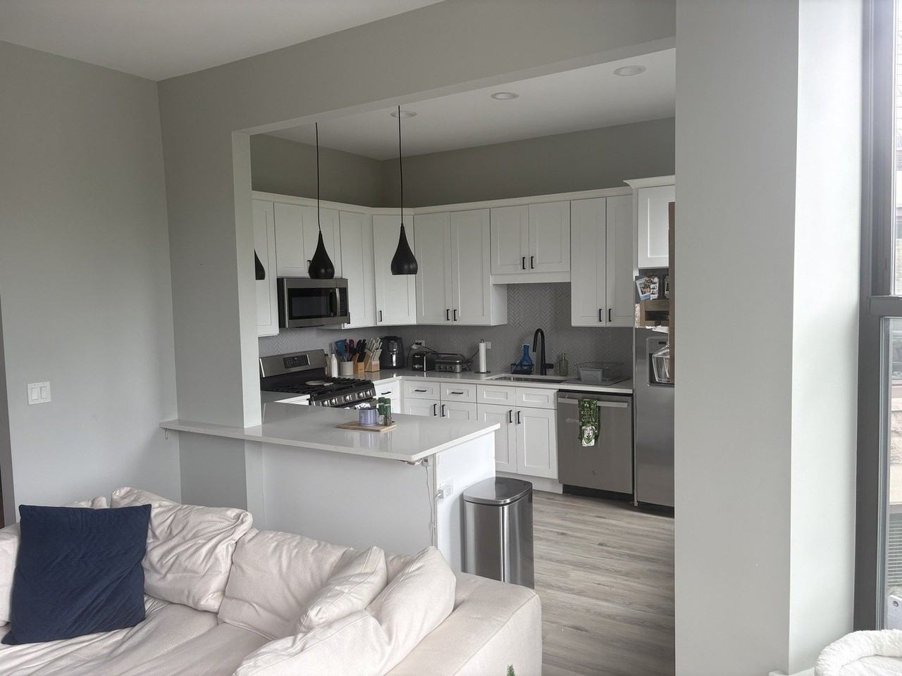 1456 W Addison St #3 - Photo 6 of 19