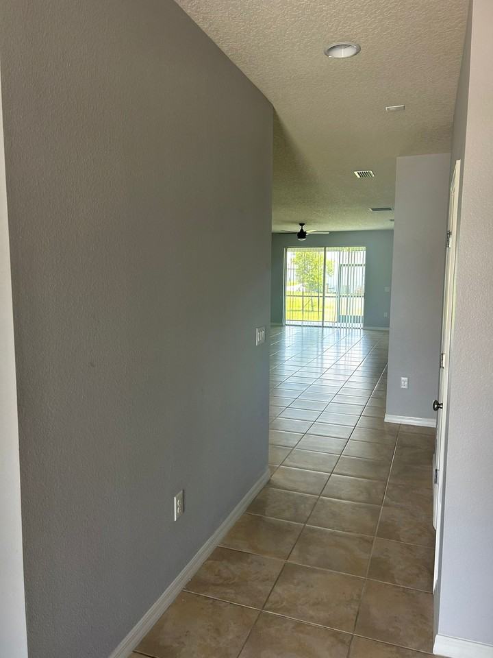 3520 Starkey Dr #1 - Photo 2 of 36