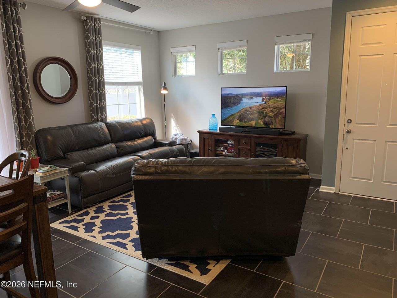 3740 Creswick Cir #8 - Photo 7 of 25