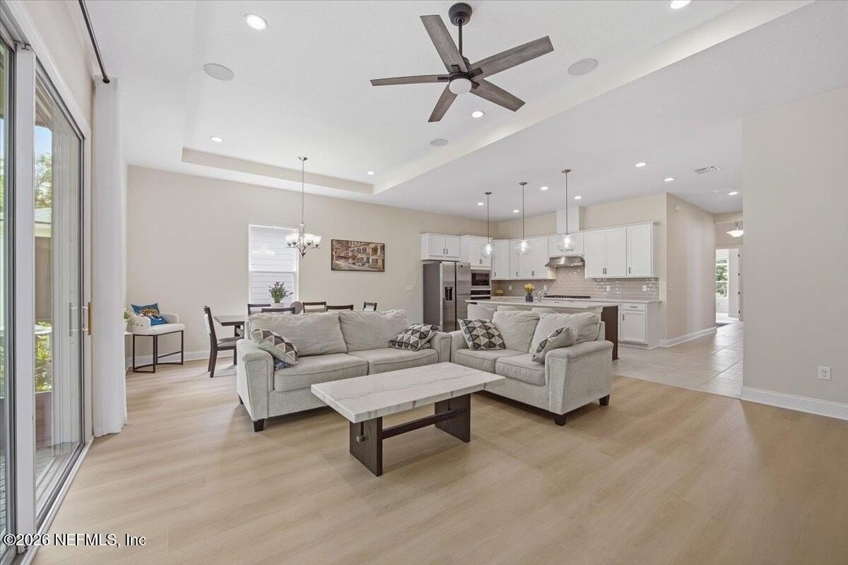 10119 Filament Blvd - Photo 5 of 35