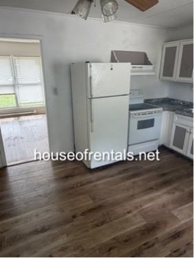 119 N Olive St - Photo 4 of 10