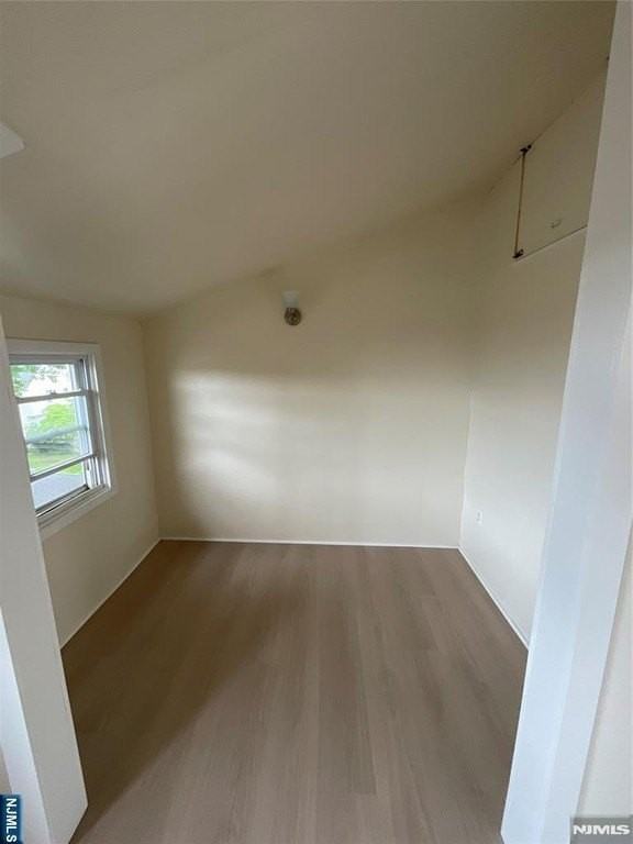 131 Delafield Ave #3FL - Photo 5 of 13