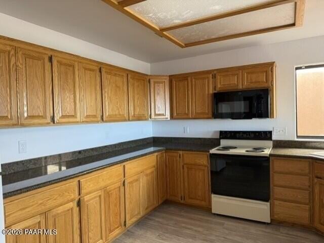 2842 Ithaca Dr - Photo 5 of 17