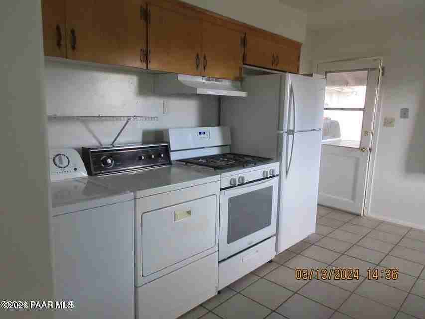 1205 Stetson Rd - Photo 7 of 10