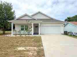 featured image of 5841 Winifred Ave