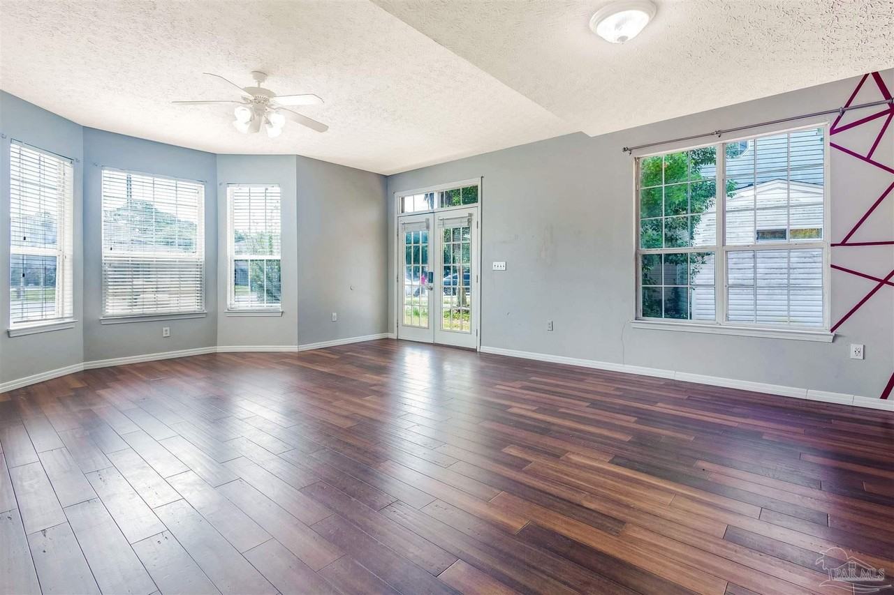 13 Chatelaine Cir Se - Photo 7 of 35