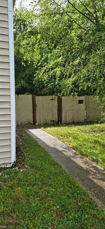 5964 Blackpoole Ln - Photo 4 of 39