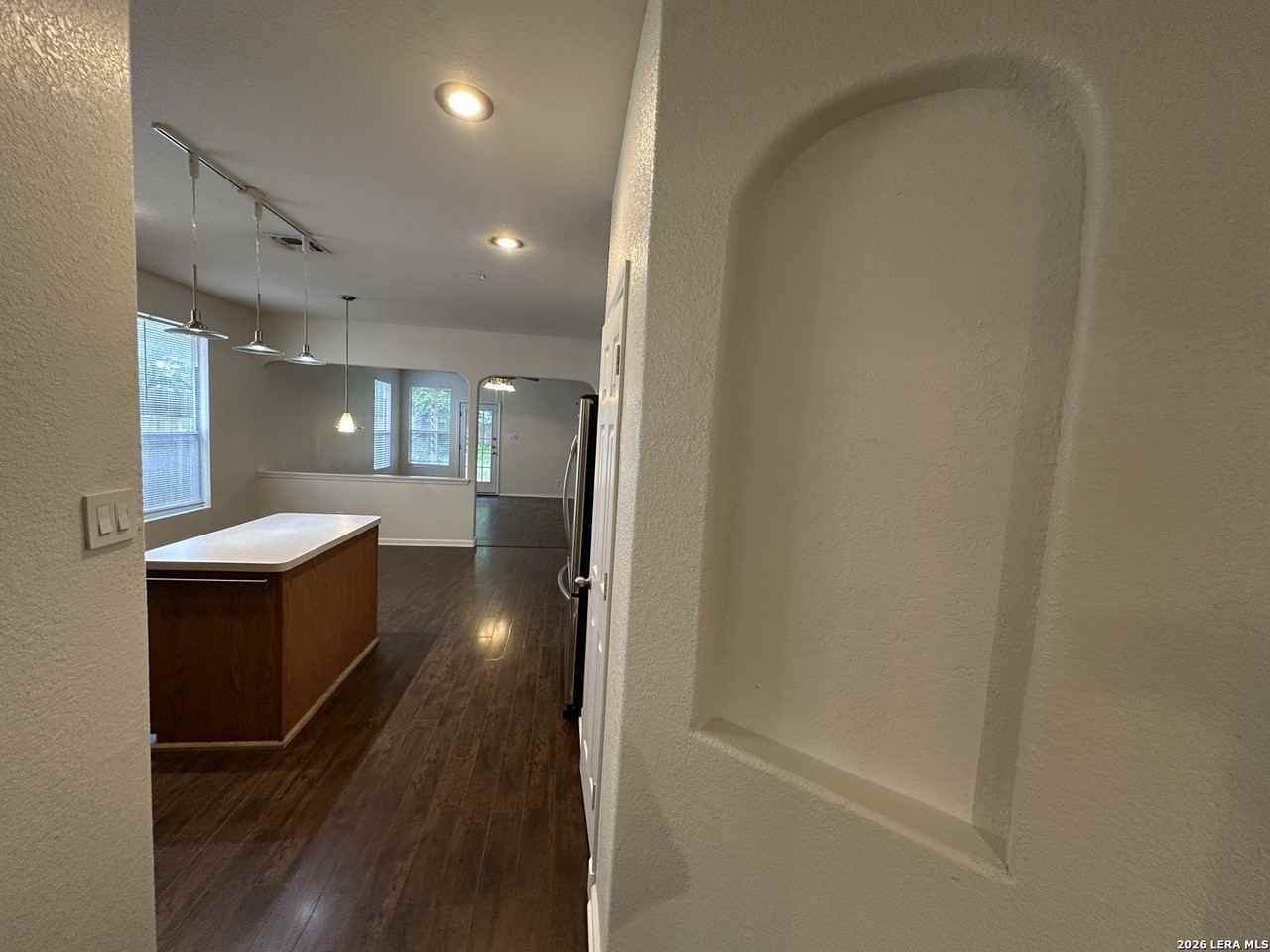 25718 Presidio Aly - Photo 4 of 15