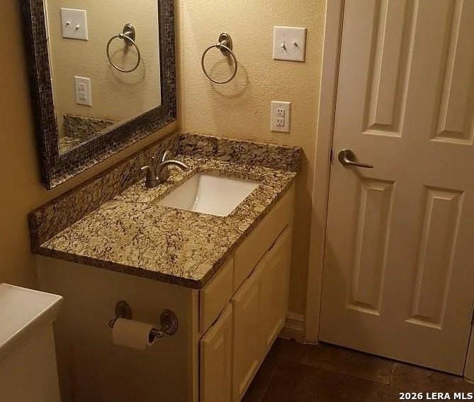1115 Arrowhead Trl - Photo 3 of 4