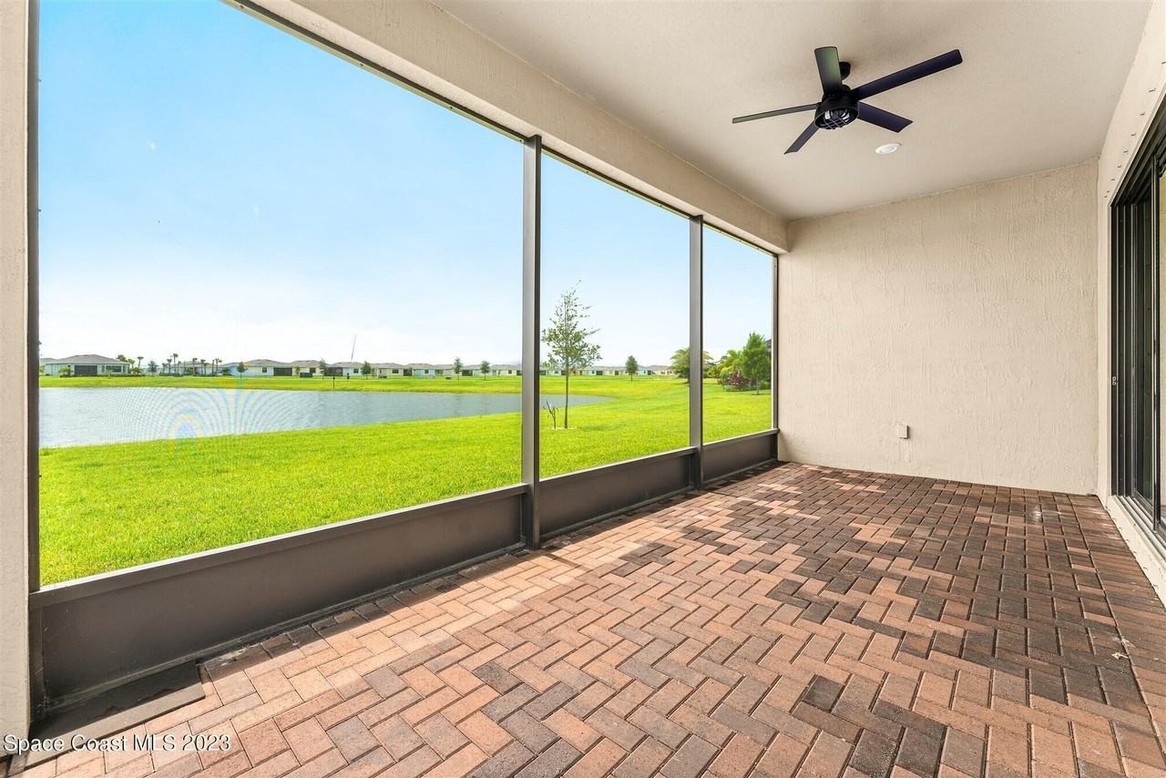 2323 Great Belt Cir - Photo 5 of 50