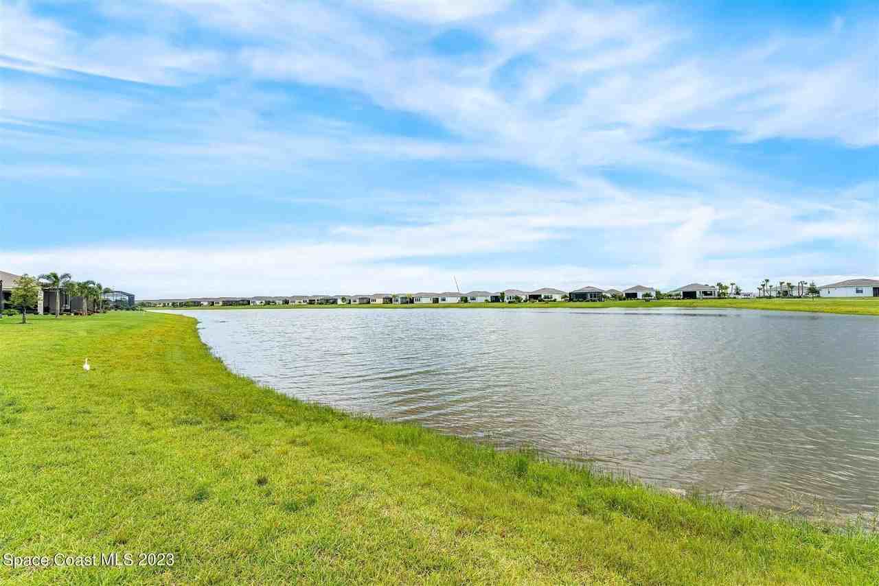 2323 Great Belt Cir - Photo 6 of 50