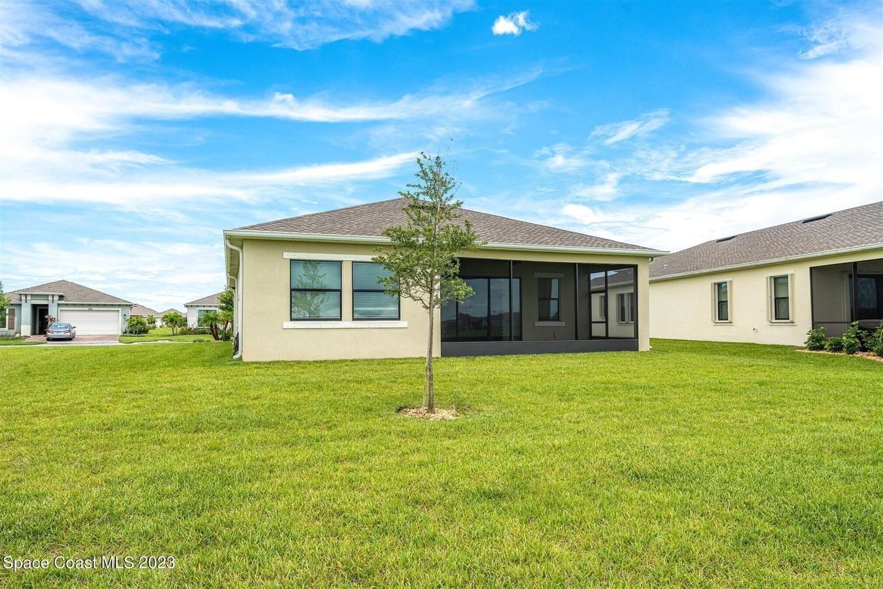 2323 Great Belt Cir - Photo 7 of 50