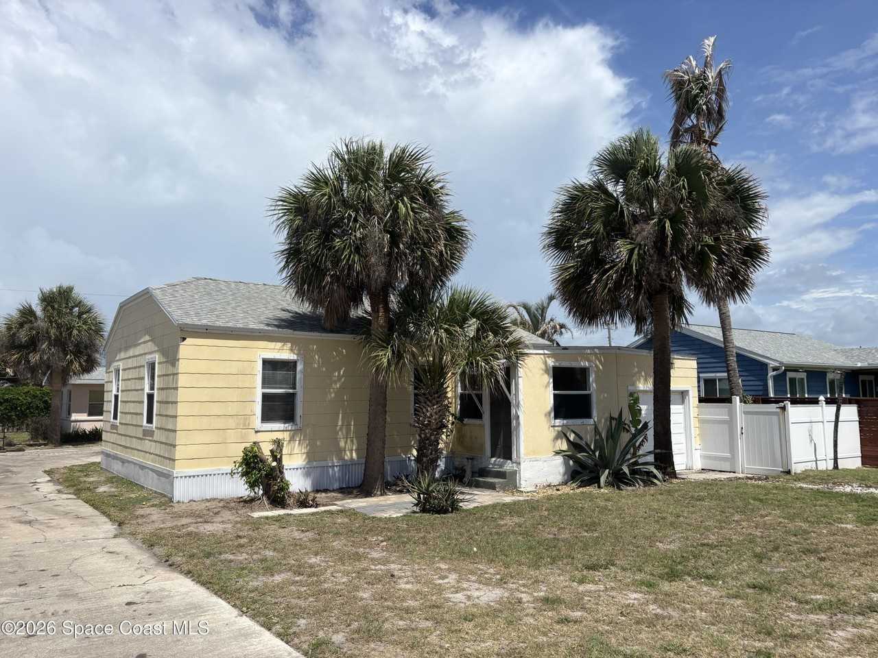 1320 S Atlantic Ave - Photo 3 of 19