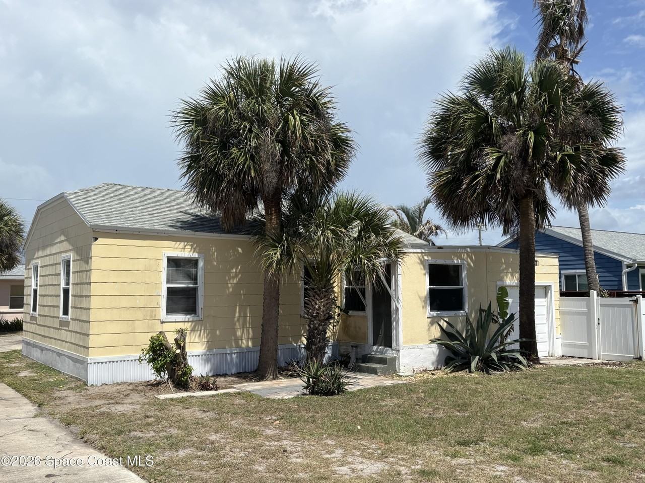 1320 S Atlantic Ave - Photo 4 of 19