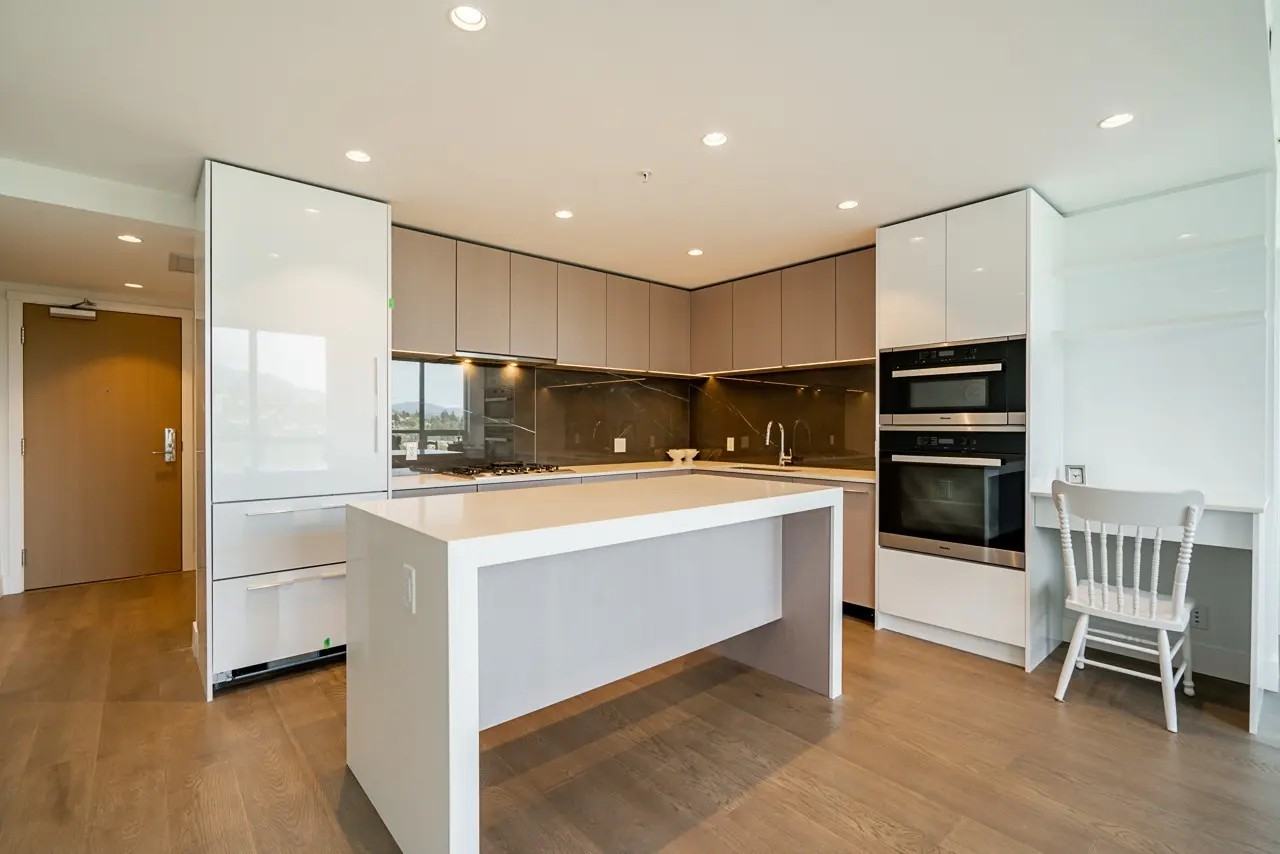 1675 Lions Gate Lane #15th Floor - Photo 4 of 31
