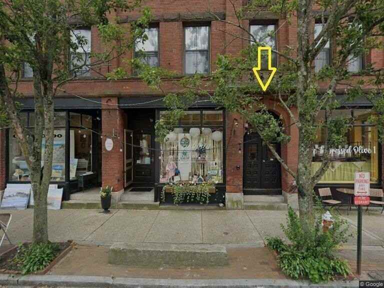 1 Main St
