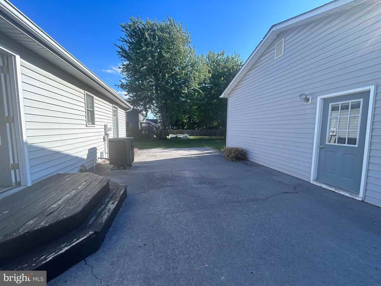 307 Raven Rd - Photo 7 of 24