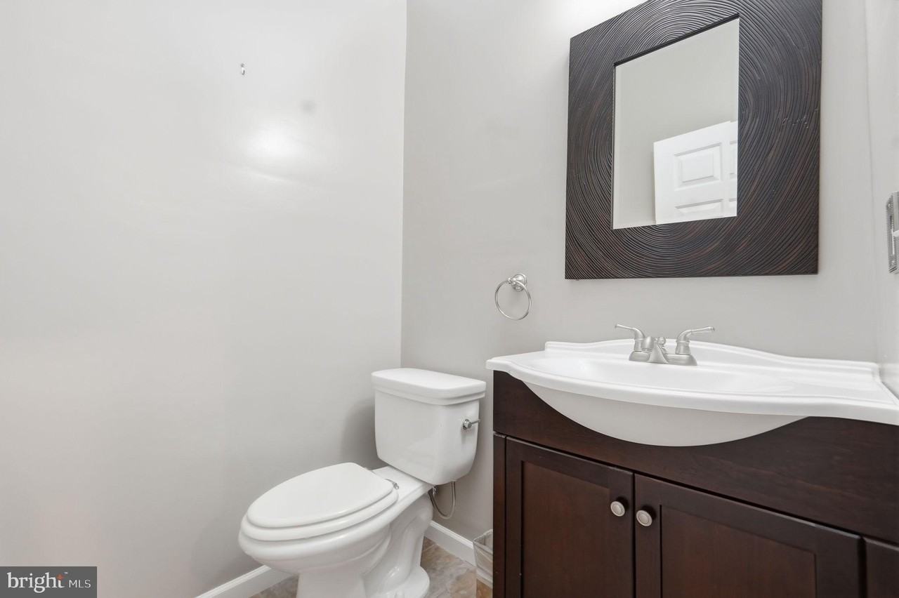 15058 Danehurst Cir - Photo 6 of 28