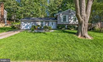 featured image of 15337 Edgehill Dr