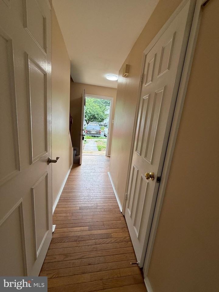 12224 Allspice Ct - Photo 5 of 15