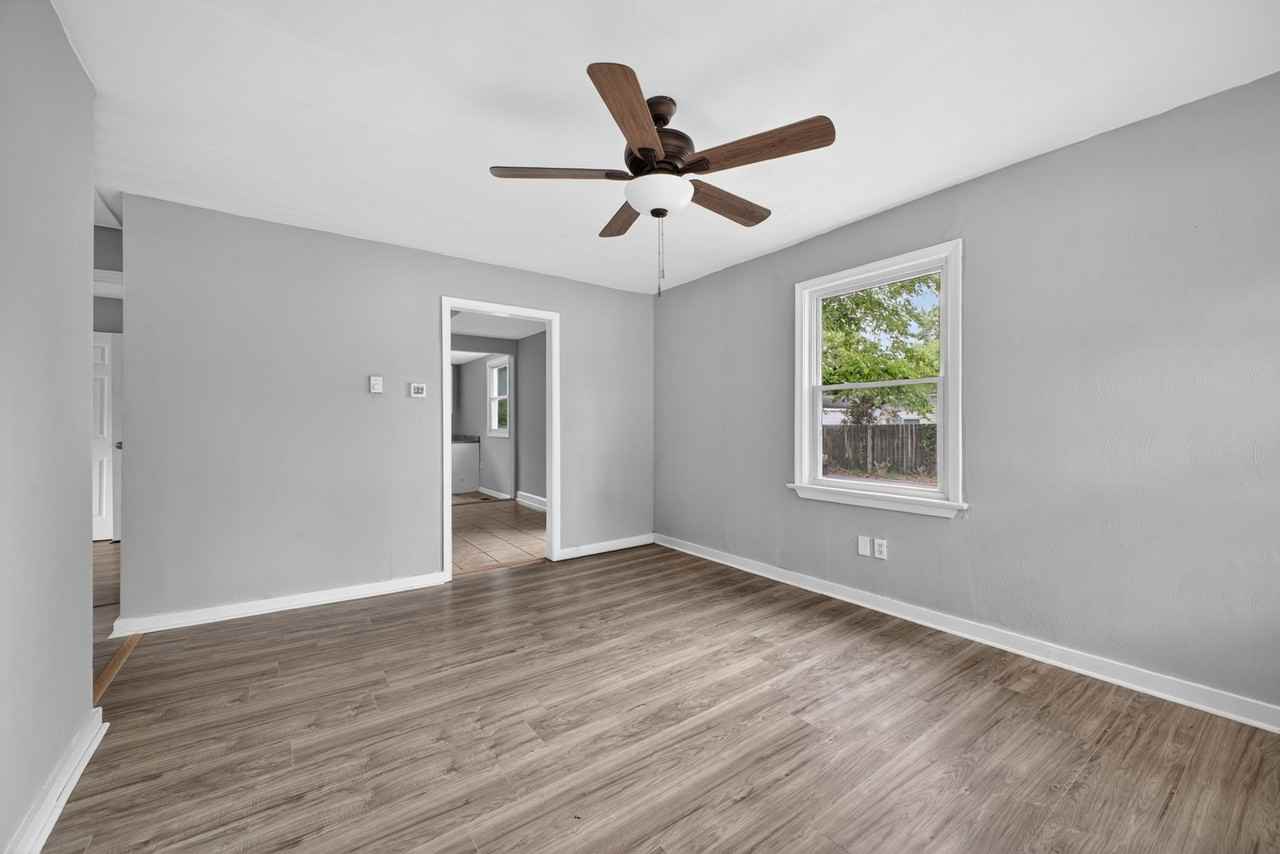 900 Partridge Ave #1 - Photo 3 of 15