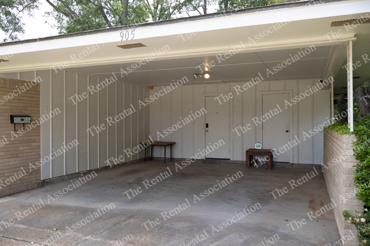 905 N Mcguire Ave #1 - Photo 2 of 29