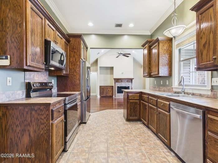 431 Chemin Metairie Rd - Photo 2 of 20