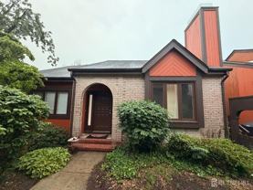 100 Riverbend Dr - Photo 1 of 1