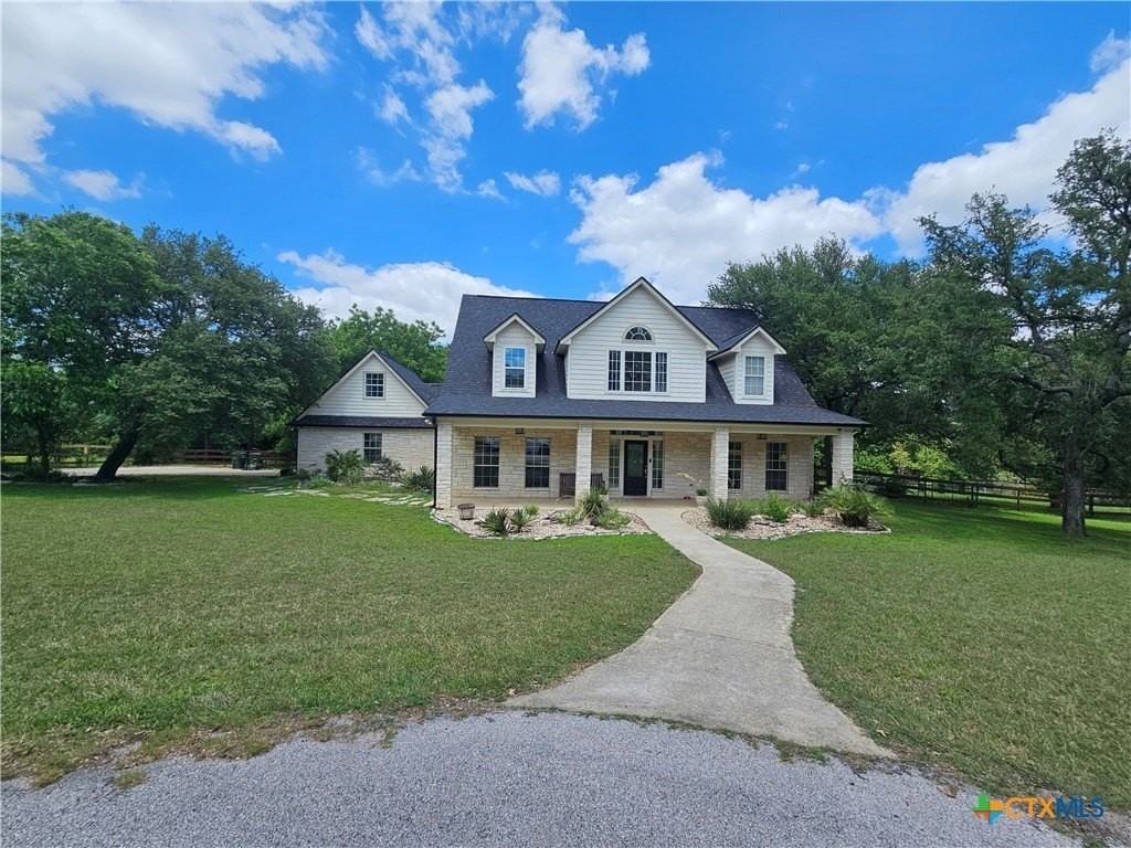 1060 Great Oaks - Photo 2 of 48