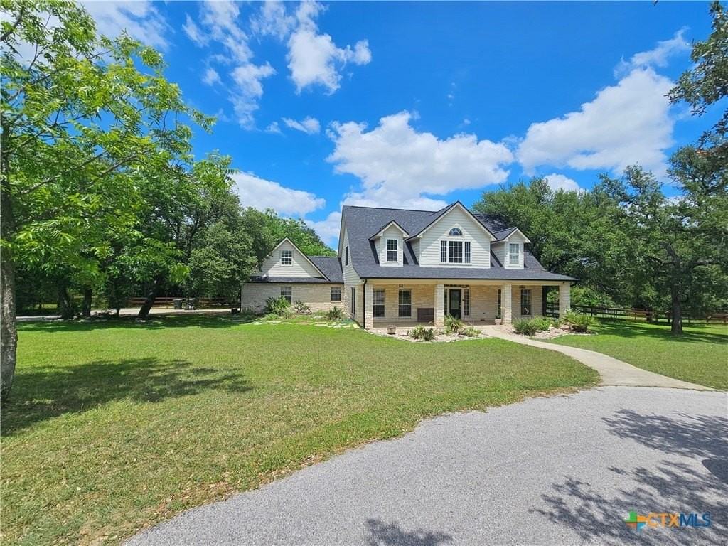 1060 Great Oaks - Photo 3 of 48