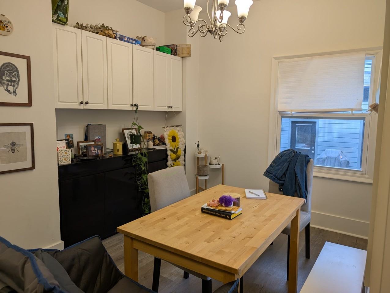 639 Huron Street - Photo 5 of 13