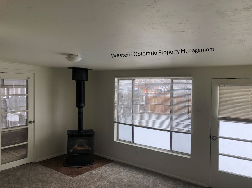 1735 Glenwood Ave #1 - Photo 3 of 10