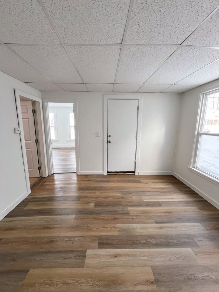 1019 Superior St Lowr #1 - Photo 5 of 19