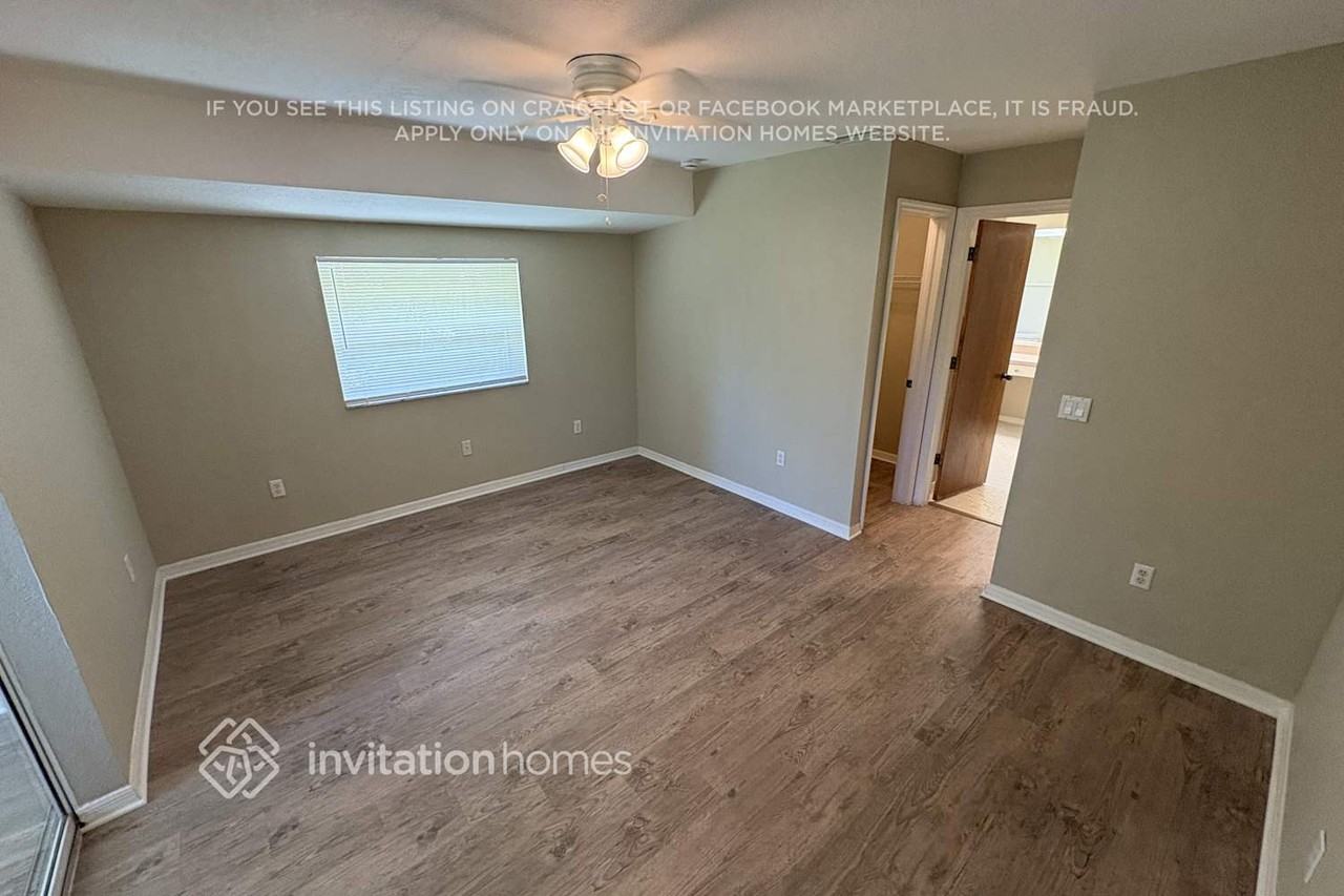 469 Dorchester St - Photo 6 of 15